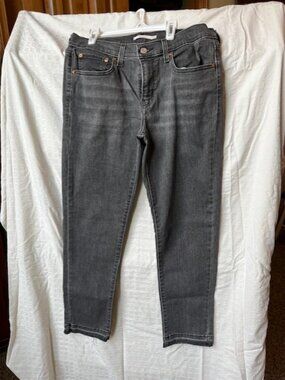 Black Levis size 30
